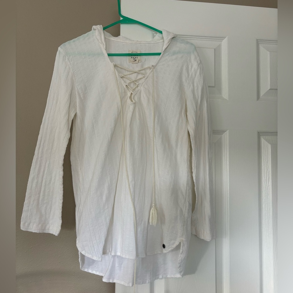 Long sleeve light weight coverup